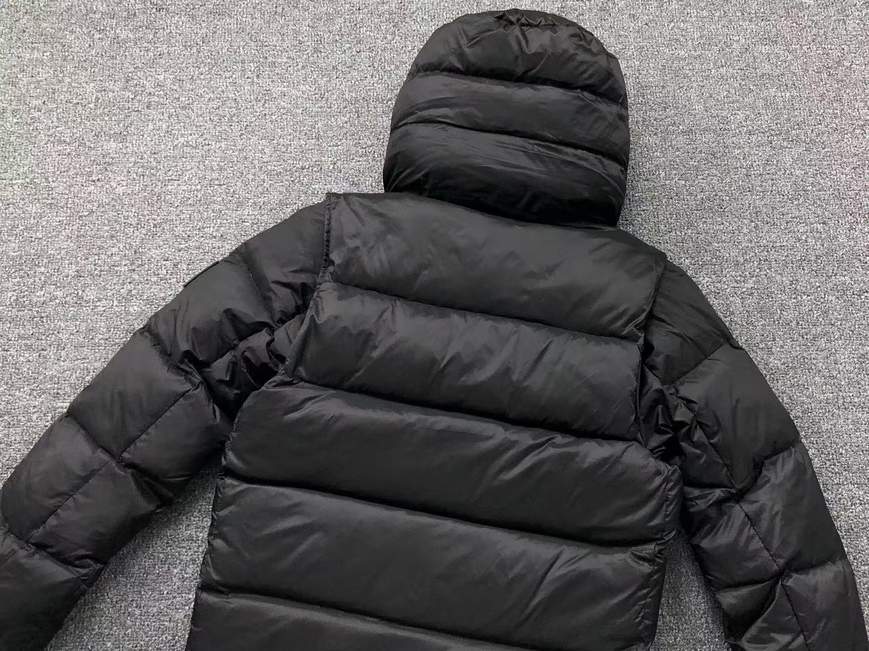 BRBERY Black Jacket Puffer