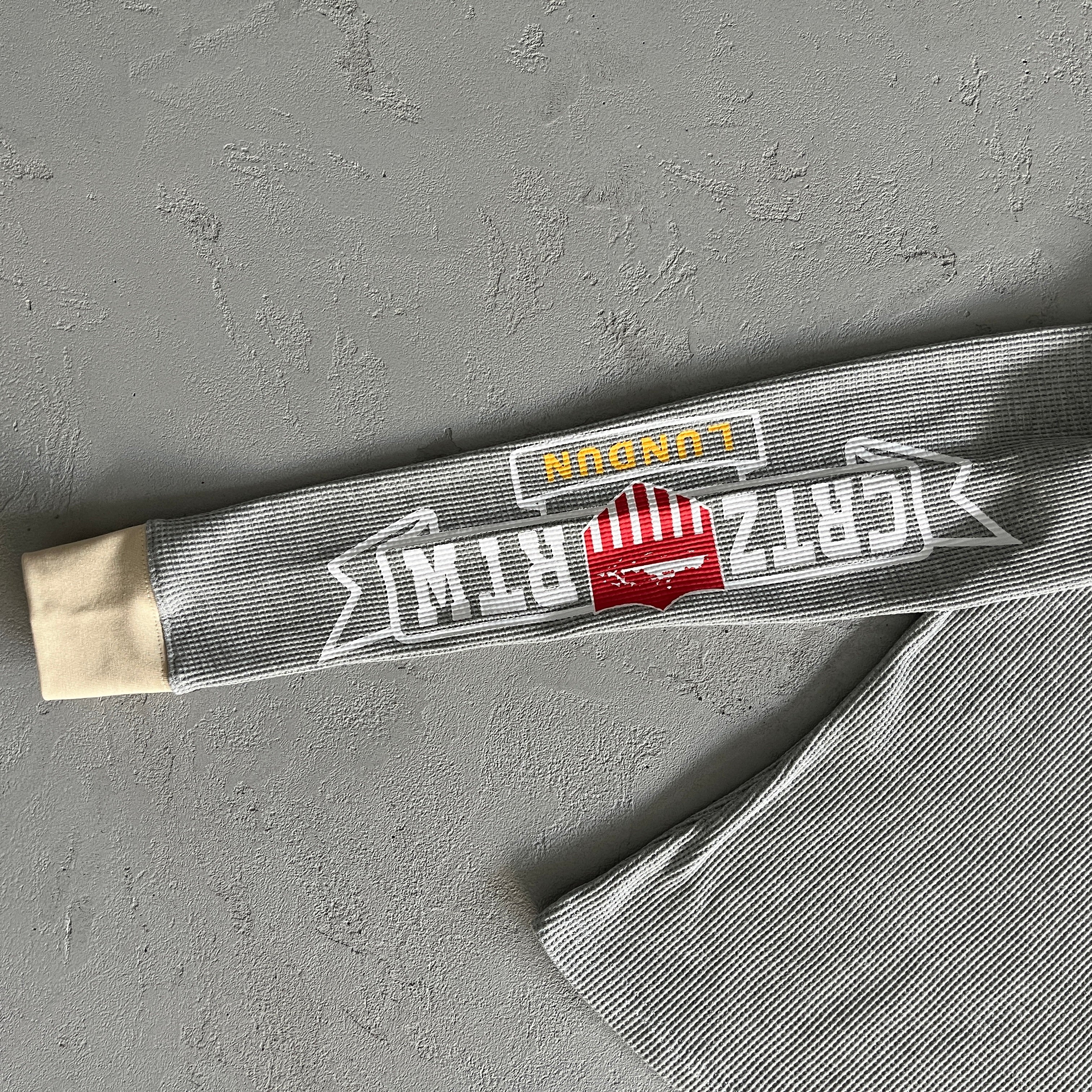 Eagle Print Waffle Long Sleeve- Light Gray