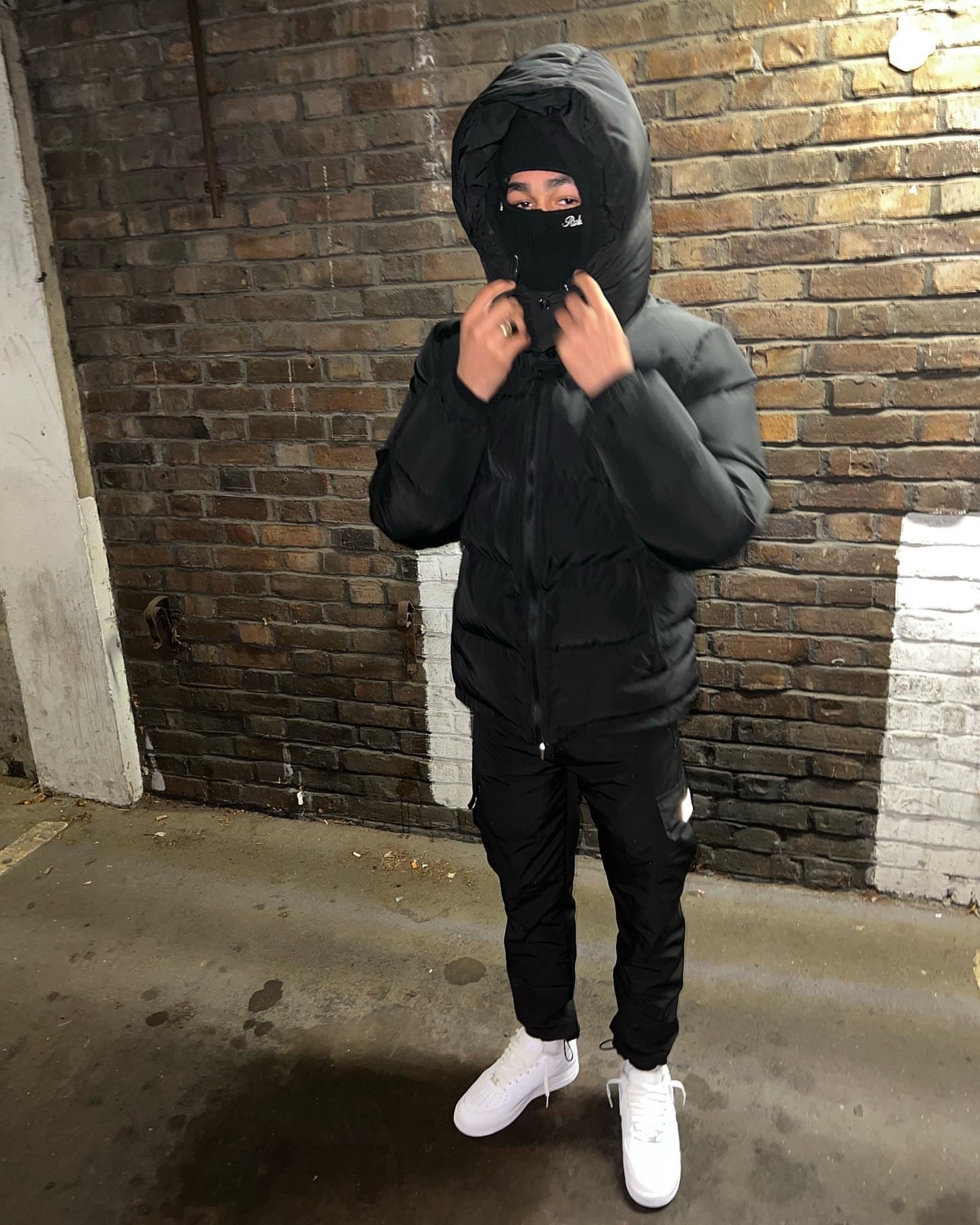 BlackOut T Detachable Puffer