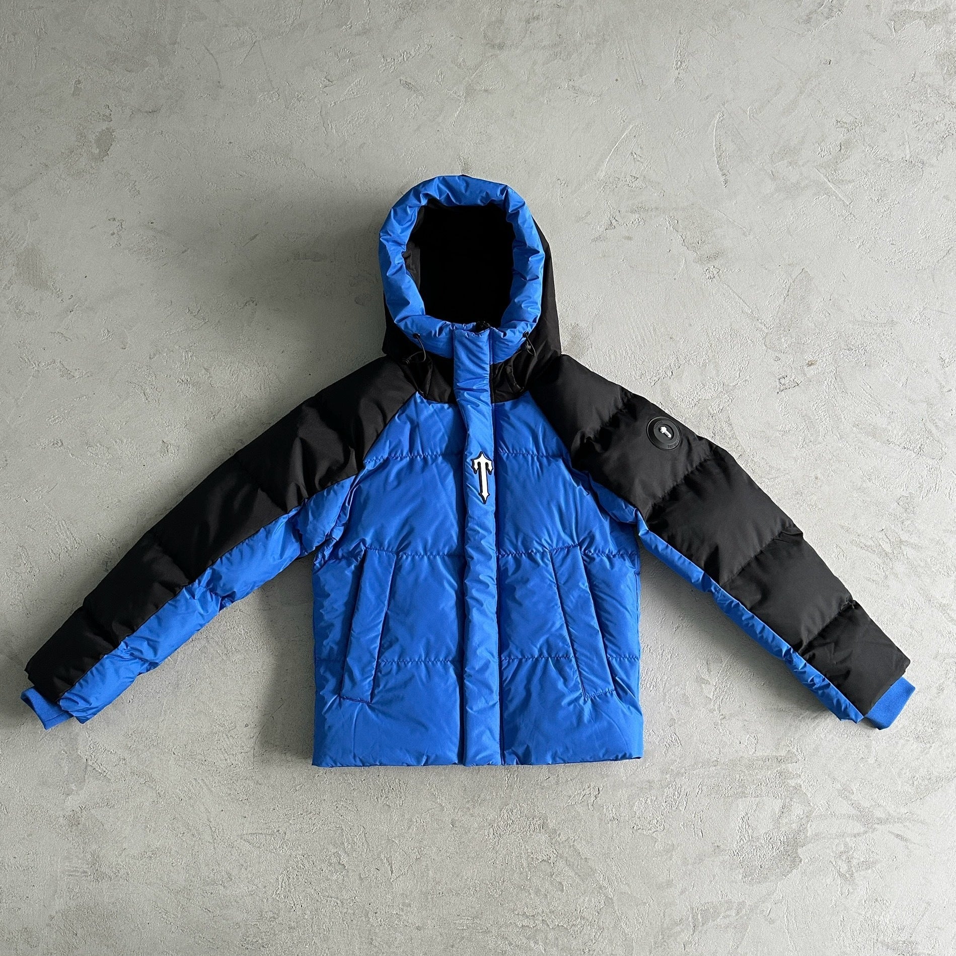 TRAPSTAR IRONGATE HOODED PUFFER AW23 JACKET - BLACK BLUE