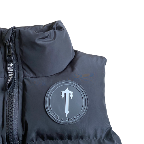 Black/White HyperDrive T Badge Gilet