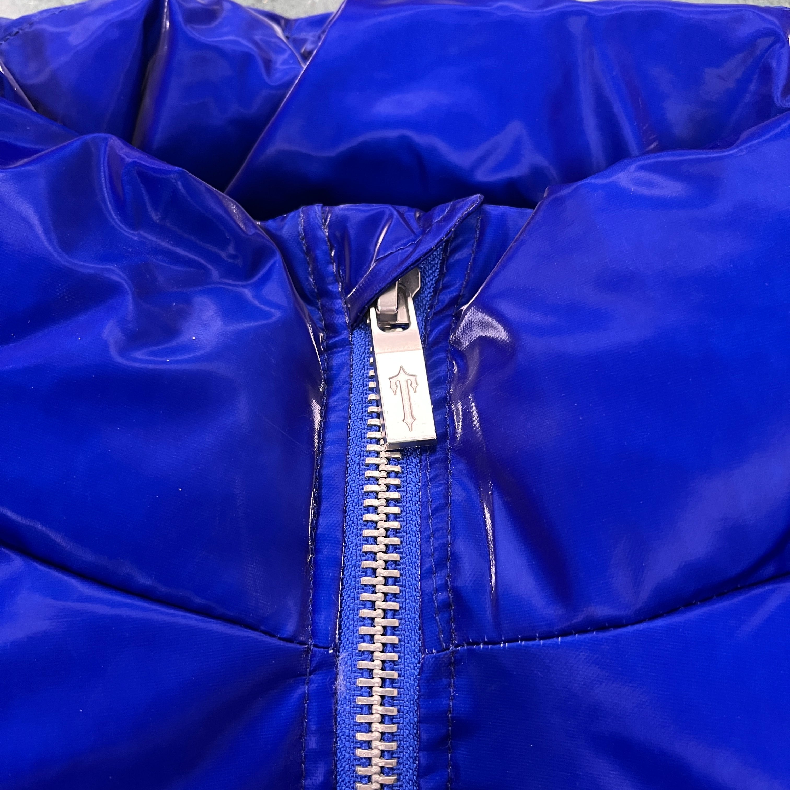 Shiny Blue T Detachable Puffer (NEW SEASON)