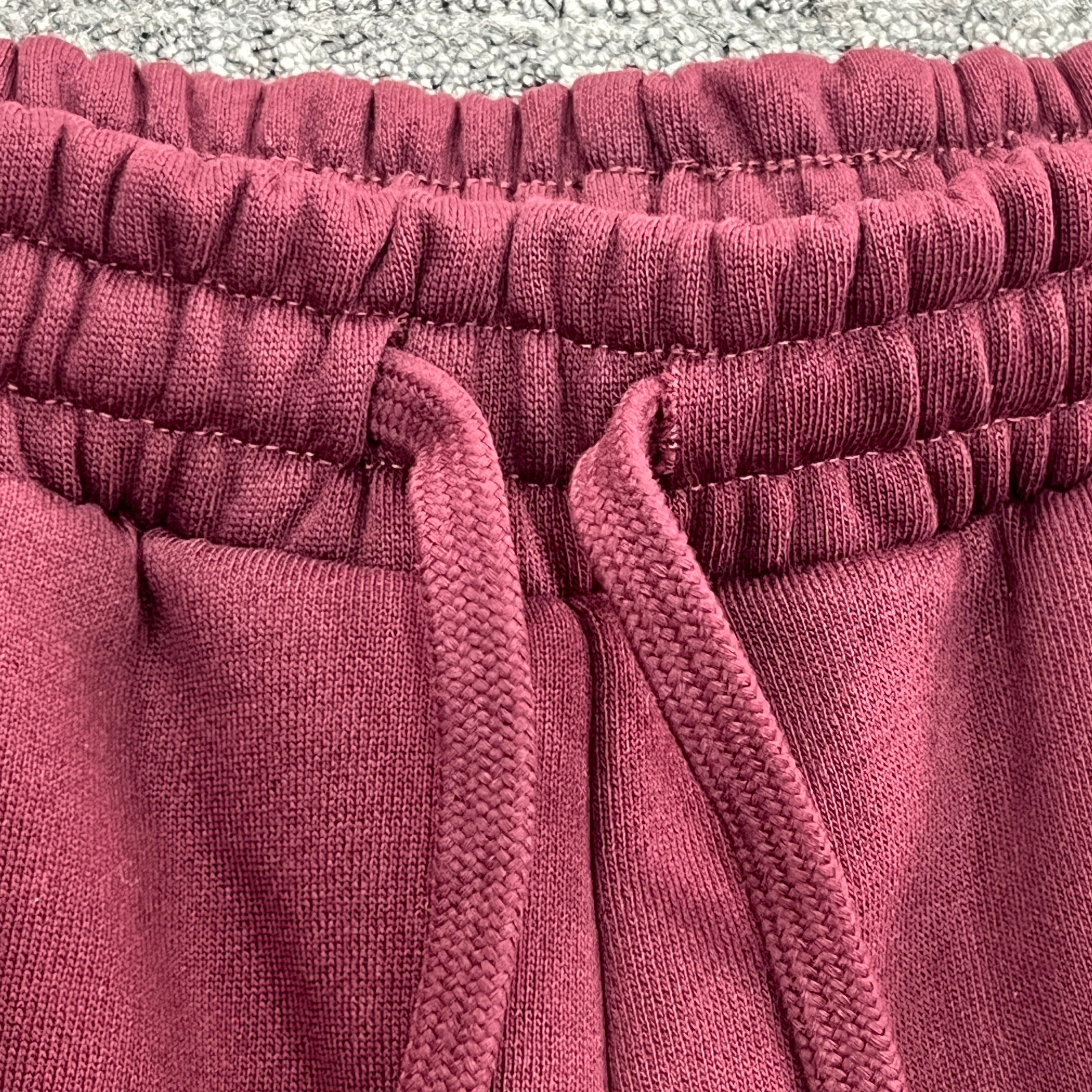 SYNA VARSITY CREW SHORT- MAROON