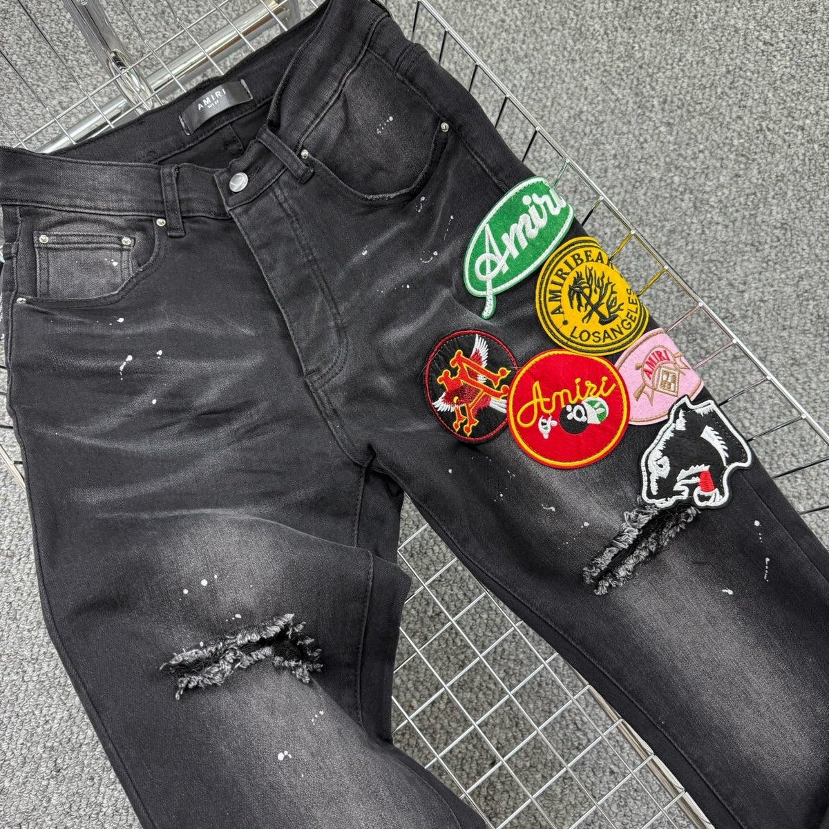 AMlRI BLACK BADGES JEANS