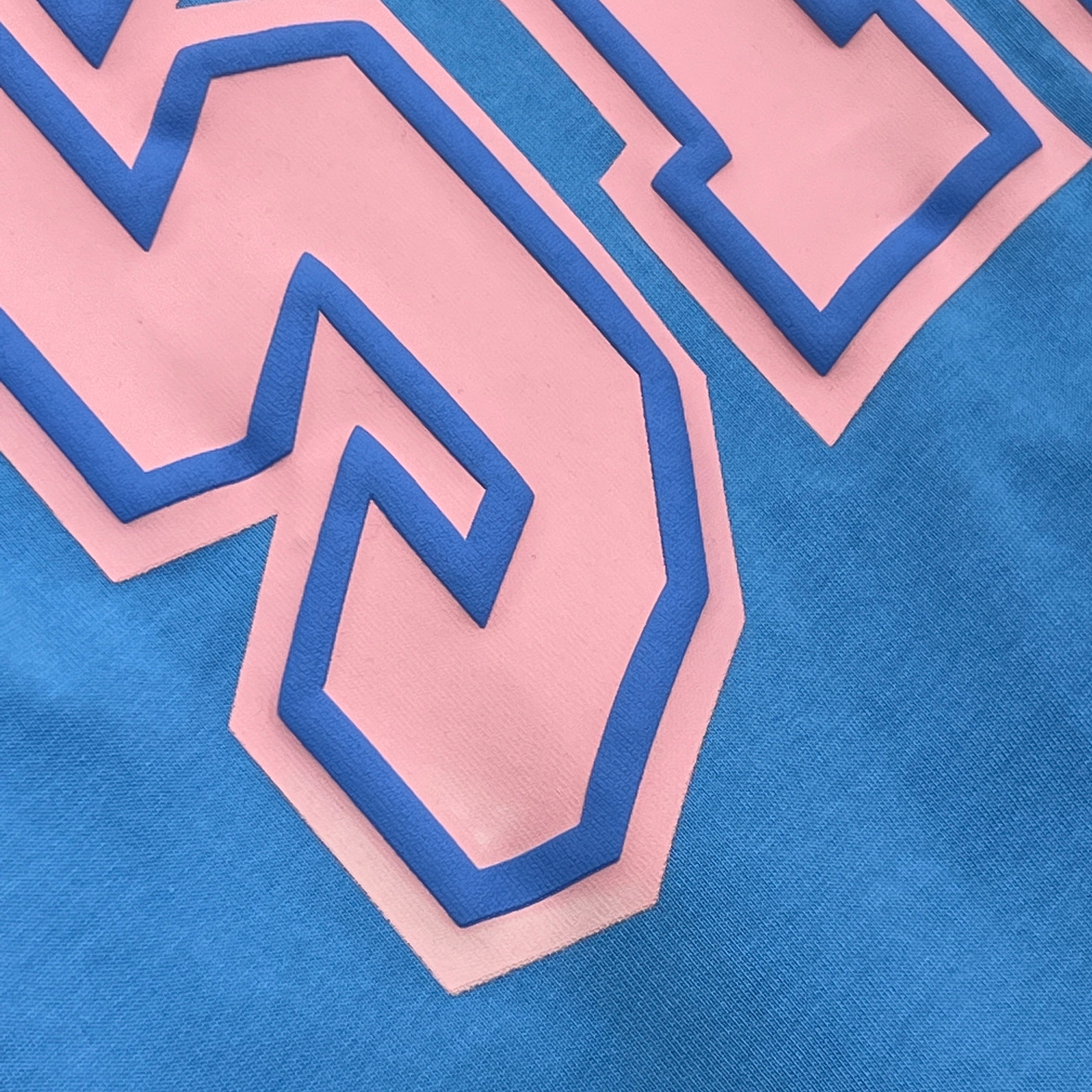 SYNA CREST SHIRT- BLUE & PINK