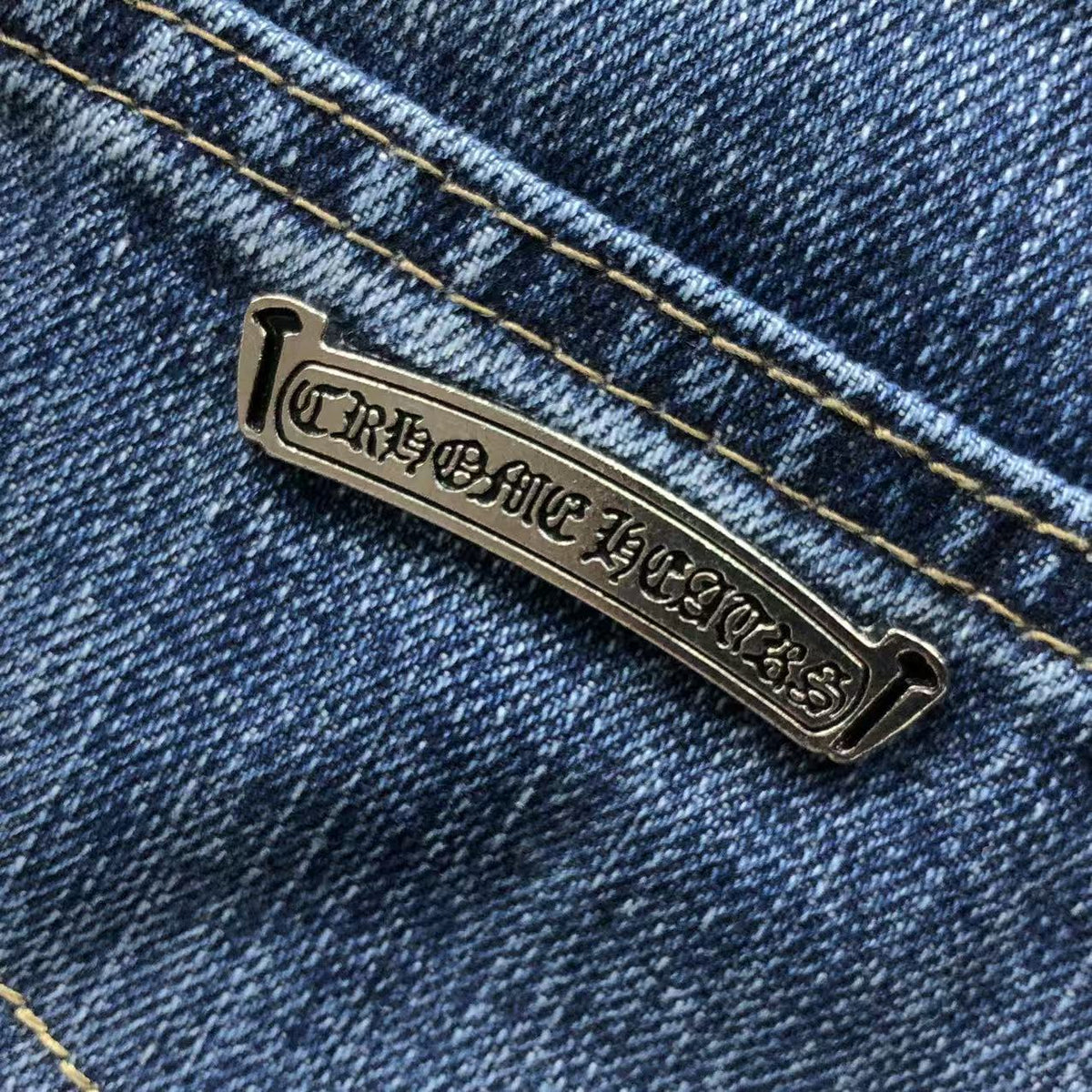 CHROME DARK BLUE JEANS BLAKC WHITE CROSS