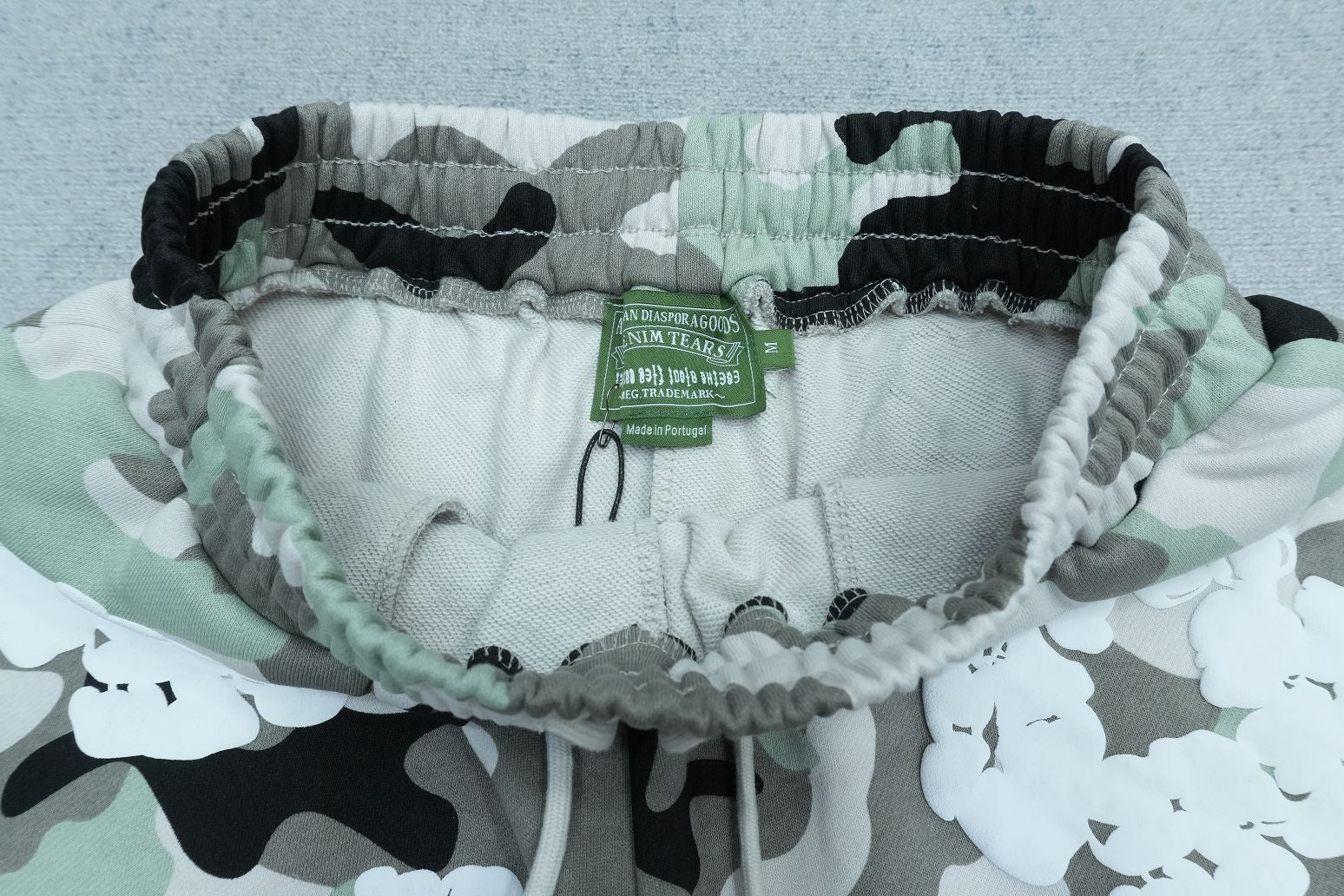 TEARS SHORTS GRAY CAMOUFLAGE