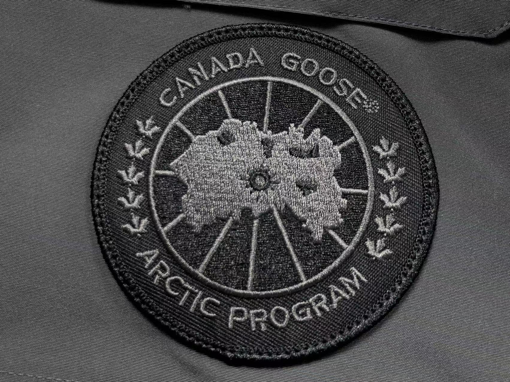 CANADA GOOZE V2 - GREY GRAPHITE