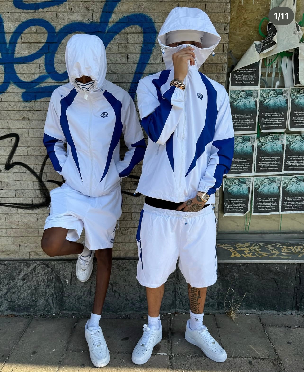 SYNA VORTEX TRACK TOP- WHITE & BLUE