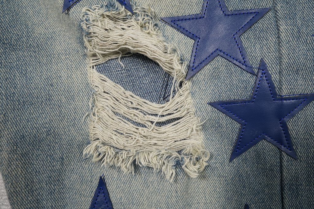 BLUE JEANS BLUE STARS