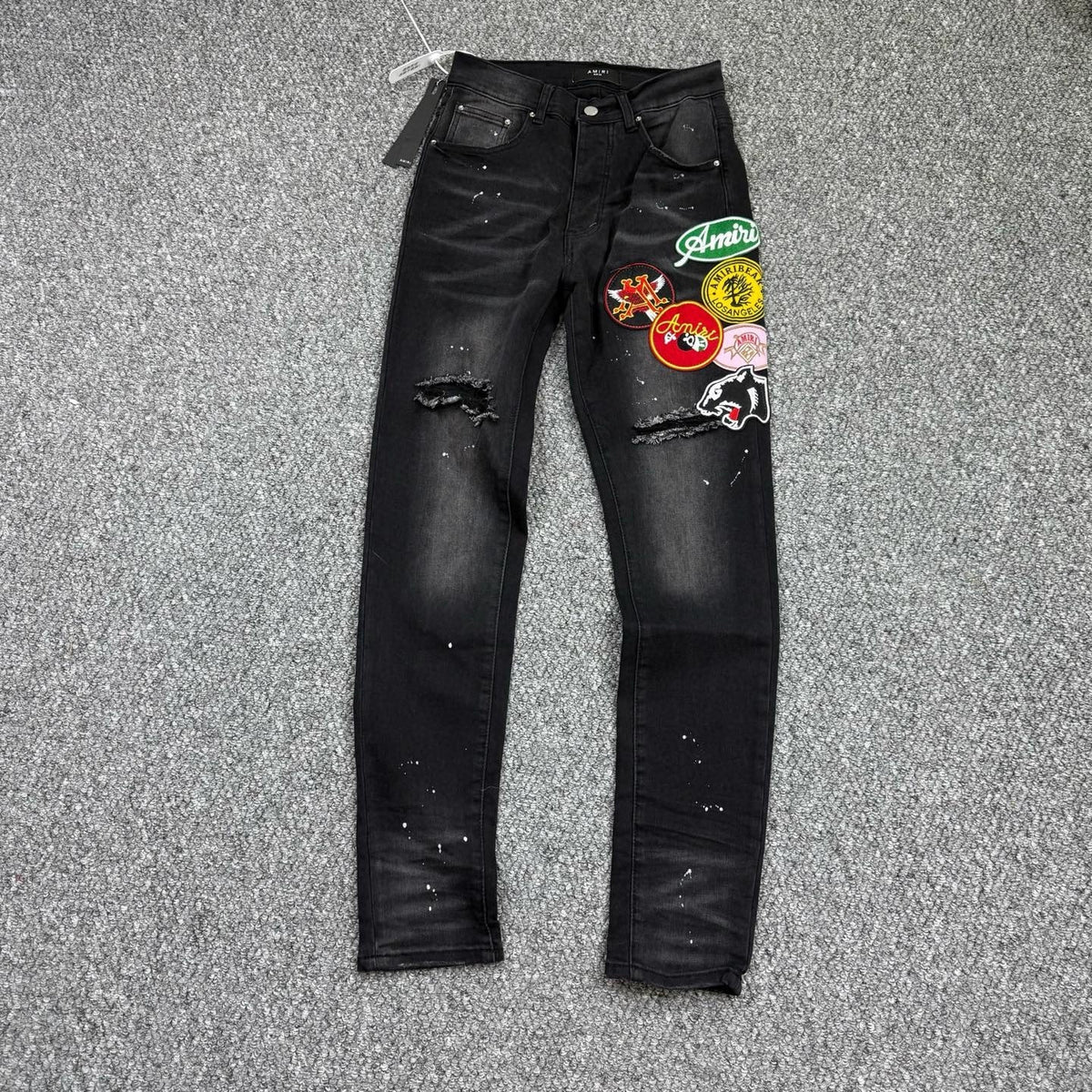 AMlRI BLACK BADGES JEANS