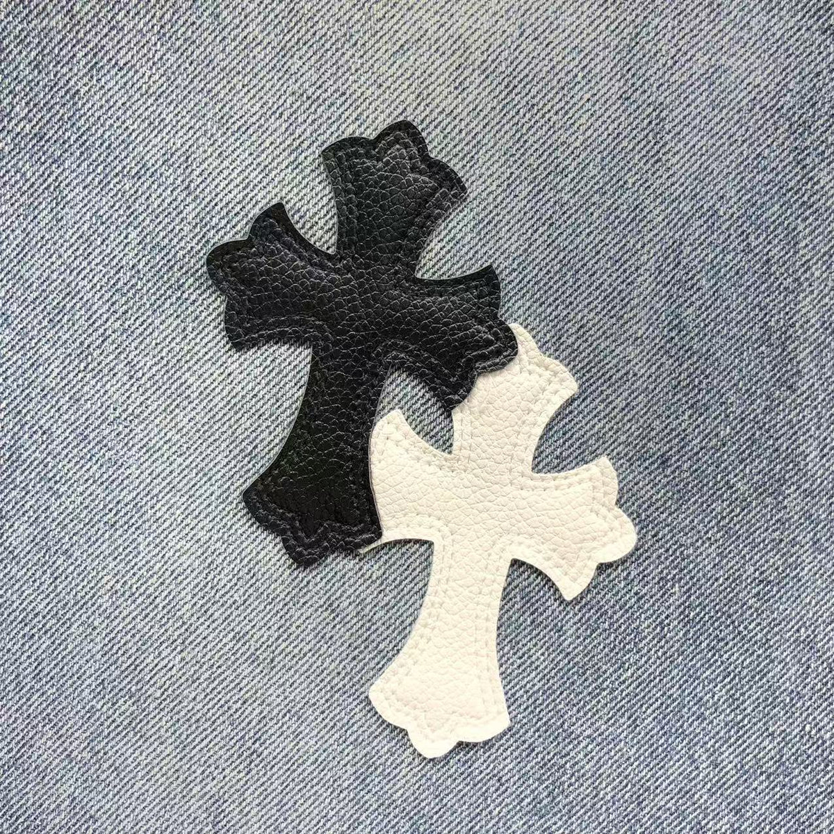 CHROME GREY JEANS BLACK WHITE CROSS