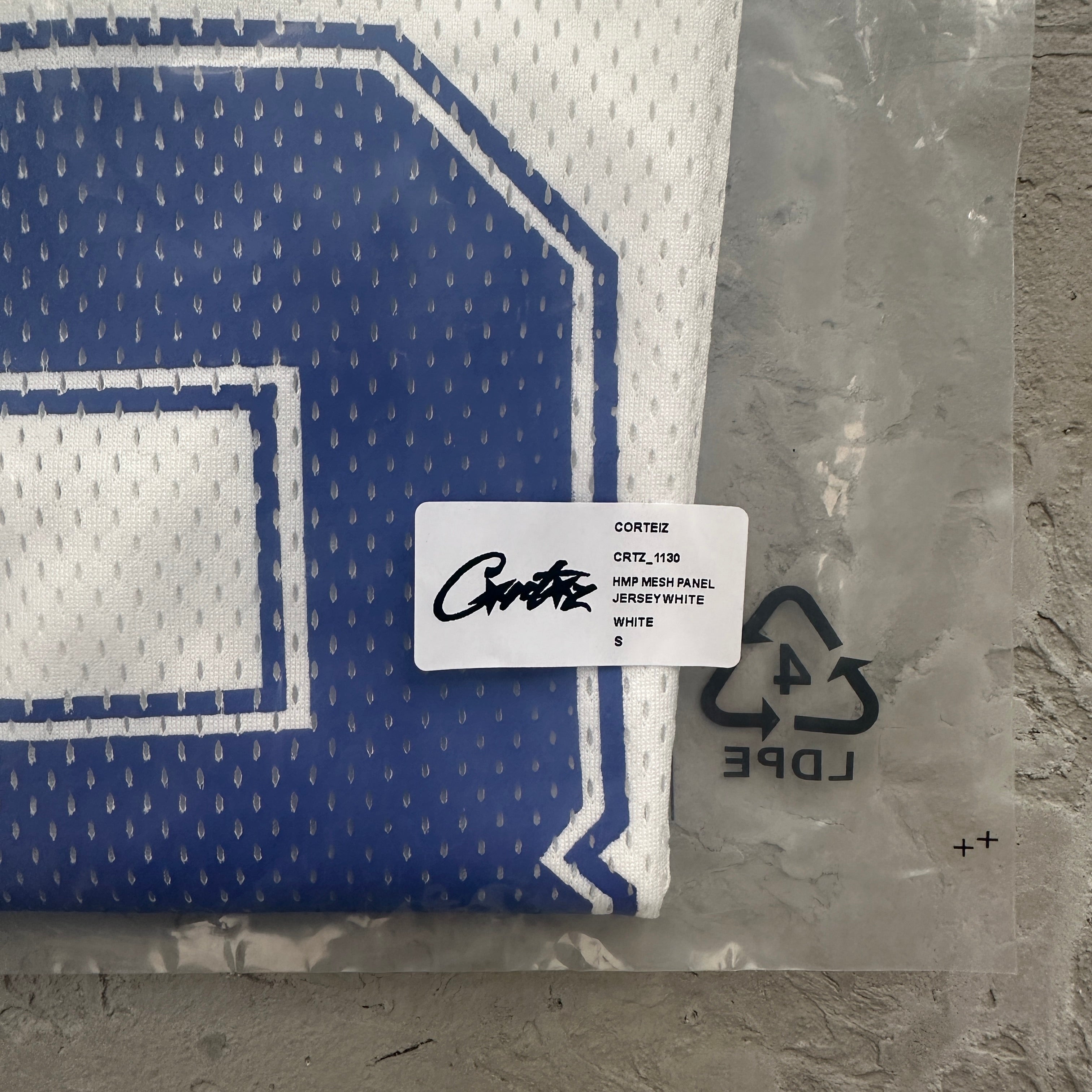 HMP TEE SHIRT 18 CRTZ- WHITE