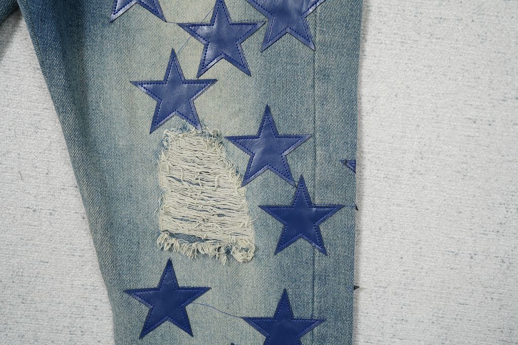 BLUE JEANS BLUE STARS
