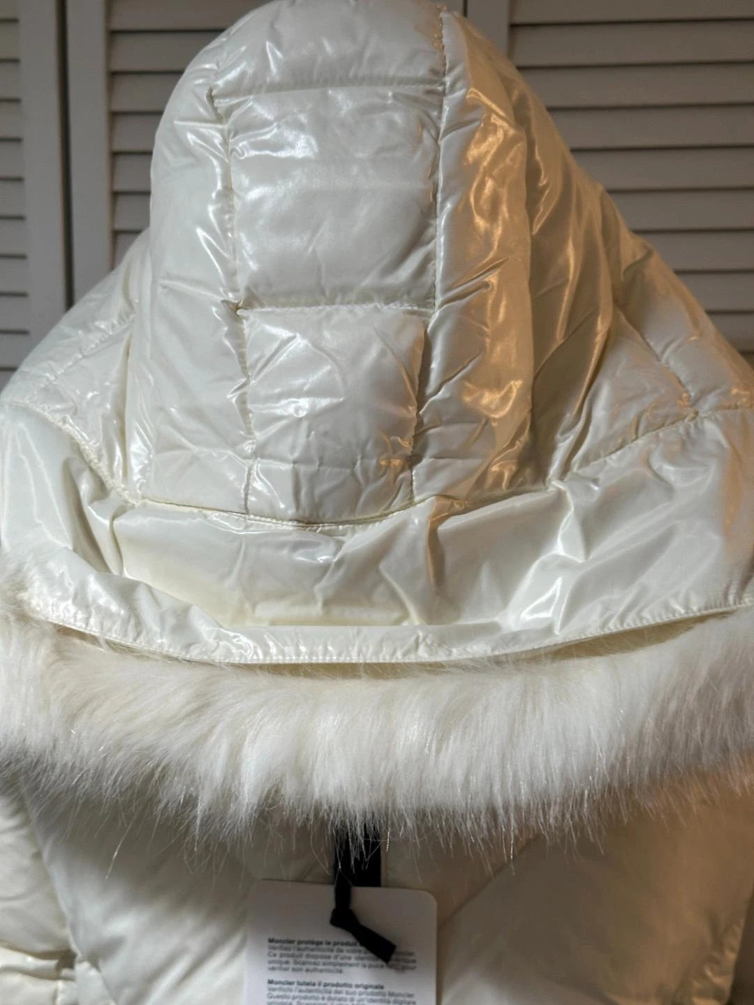 MNCLR CREAM FUIR PUFFER JACKET